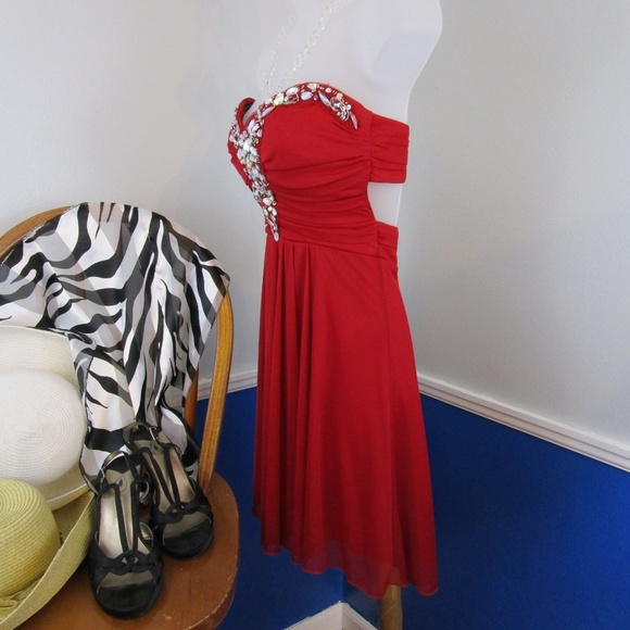 👗Host Pick👗Red Chiffon Strapless Party Dress - Picture 4 of 8